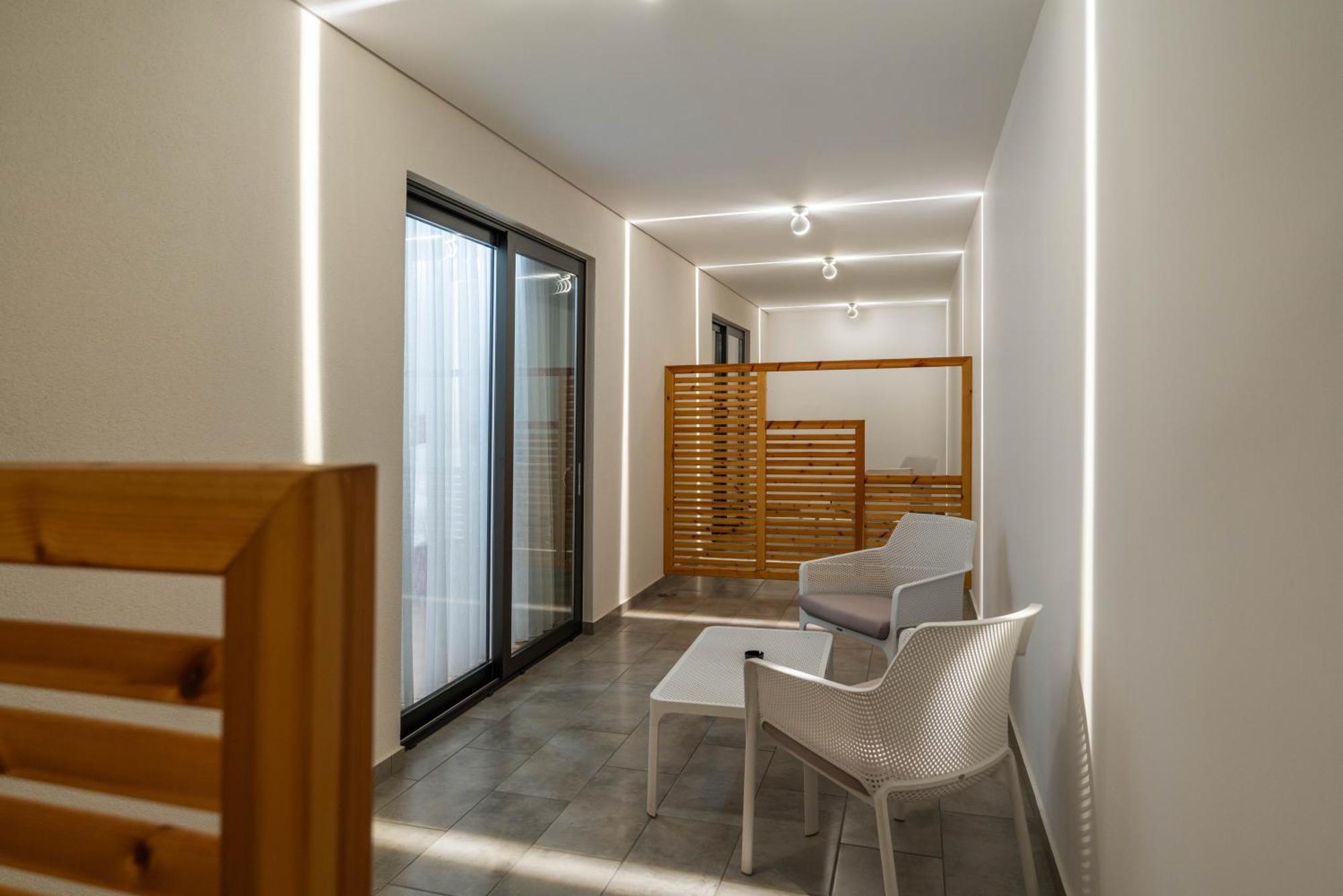 Glow Boutique Hotel & Suites Sarandë Zimmer foto
