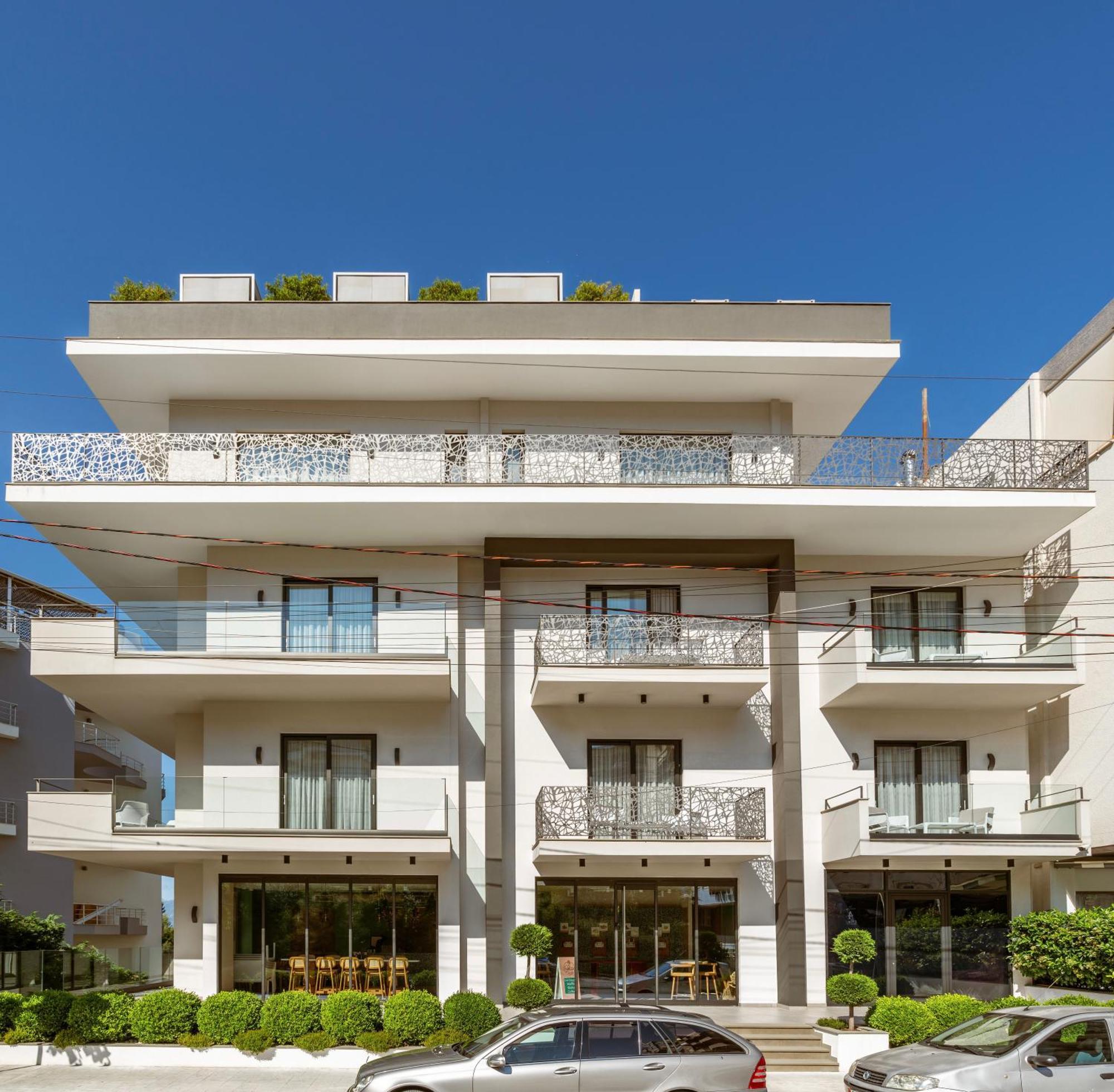 Glow Boutique Hotel & Suites Sarandë Exterior foto